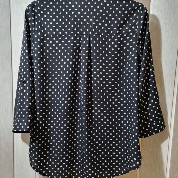 BCX black and beige polka dot blouse Size S - Picture 3 of 7